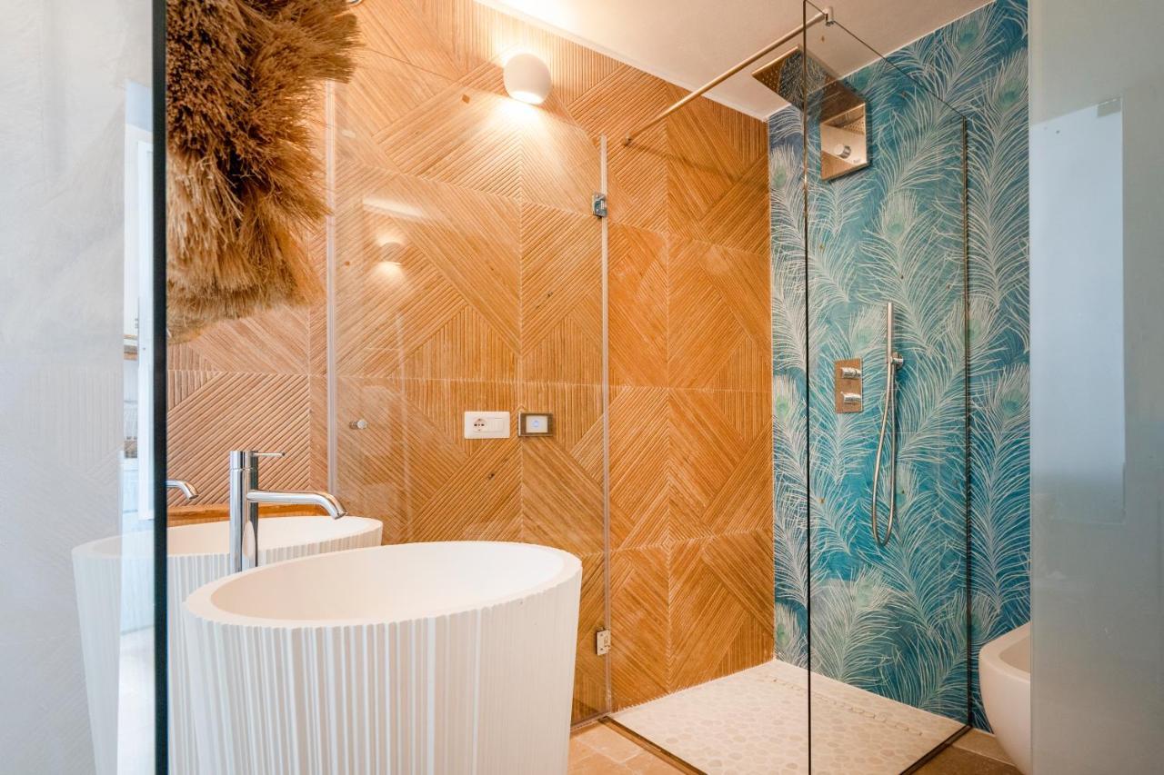 Apulia Charming Suites - Casa Lonfo Suite Sole Монополи Экстерьер фото