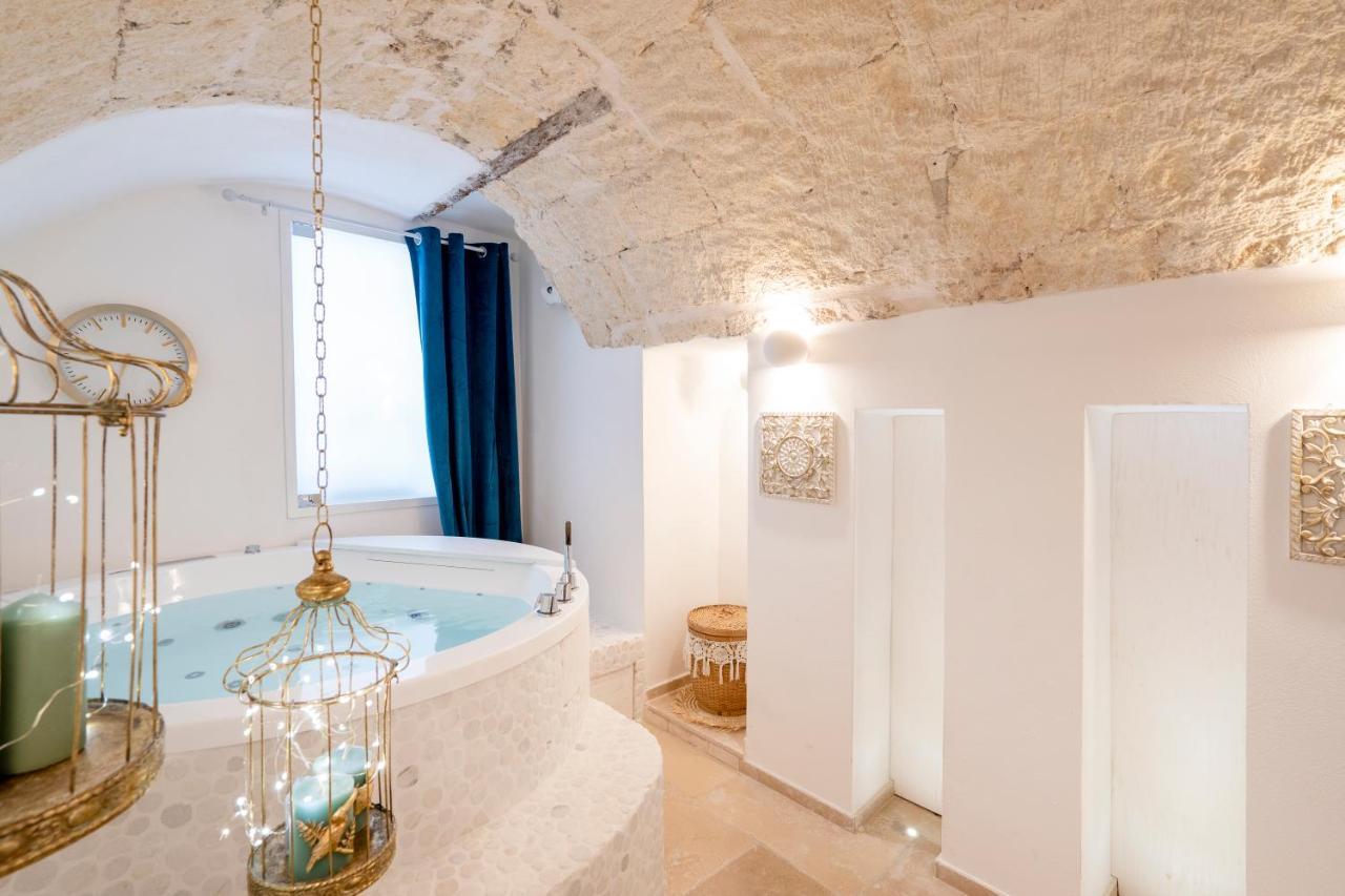 Apulia Charming Suites - Casa Lonfo Suite Sole Монополи Экстерьер фото