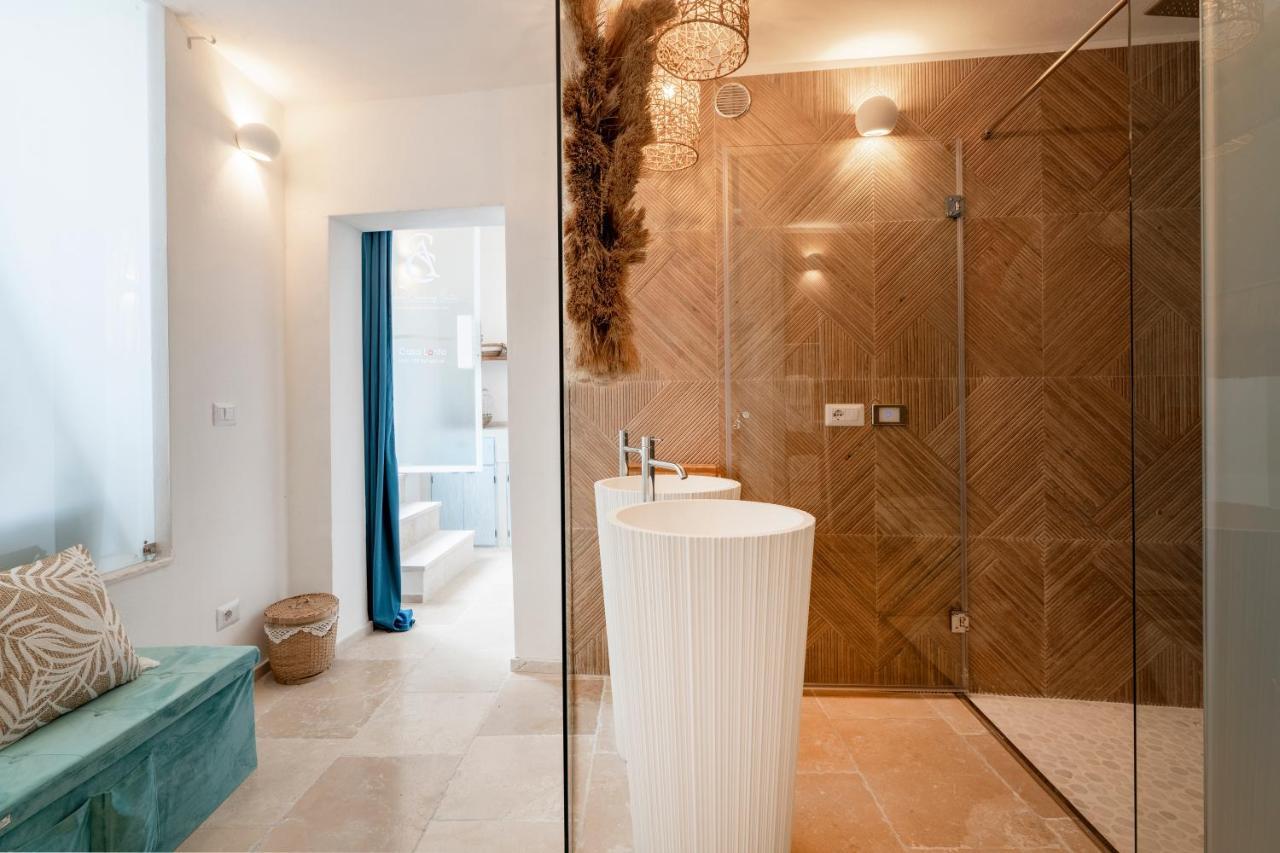Apulia Charming Suites - Casa Lonfo Suite Sole Монополи Экстерьер фото